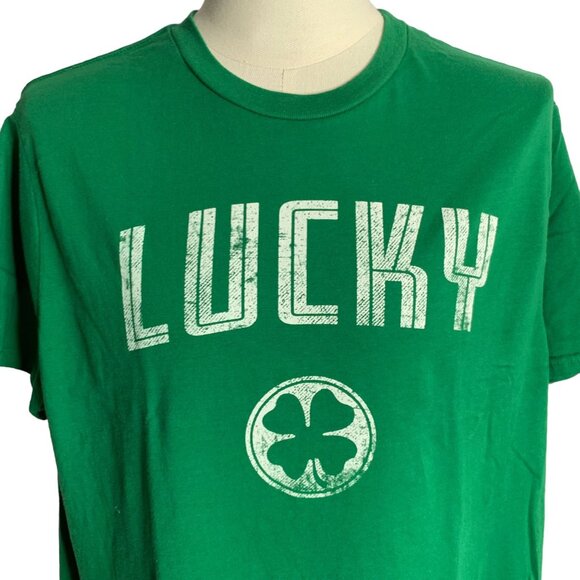 Lucky Clover St Patricks Day Crewneck T Shirt 2XL Green Short Sleeve Graphic - Picture 2 of 6